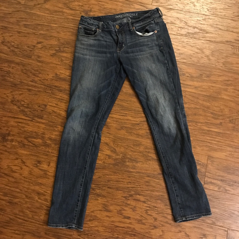 American Eagle Skinny Jeans (Size 8)